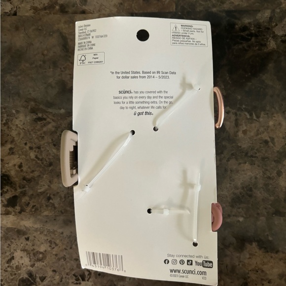 Scunci Matte Claw Hair Clips 3 Count Pink / Green Hair Accessories Beauty New - Picture 2 of 2